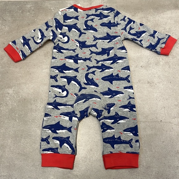 NWT Mini Boden Shark Romper / onesie - Picture 3 of 3